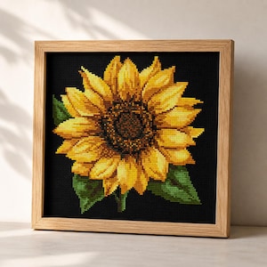 Sunflower Cross Stitch Pattern, Floral Embroidery Chart, Counted Flower Pattern PDF, Pattern Keeper