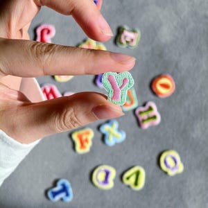 Mini 16mm Embroidered Alphabet Letter Patches A–Z Iron On Small DIY Applique Letters for Clothing Bags Hats Craft Supplies