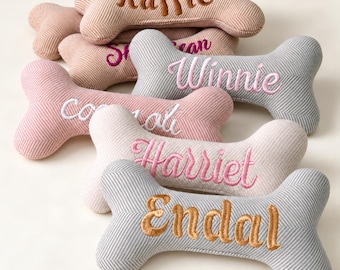 Hondenspeeltje in de vorm van een bot met borduurwerk, hondenspeeltje met gepersonaliseerde naam, speeltje met naam van het huisdier, kraamcadeau voor een puppy, kerstcadeau voor de hond
