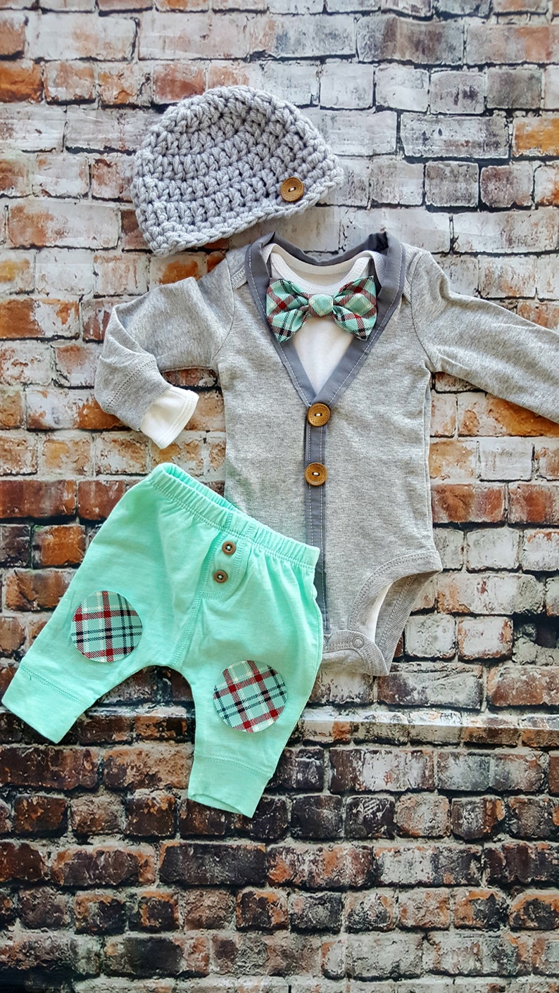 New Baby Cardigan Bodysuit Bow Tie w Suspender Bodysuit /& Newsboy Hat Pants Newborn Baby Boy Coming Home Outfit Baby Shower Gift Mint