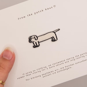 Geborduurde teckelpatch | Minimalistische lijnkunst Wiener Dog opstrijkappliqué