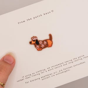 Floral Dachshund Embroidered Patch | Iron-On Sausage Dog with Flowers