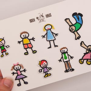 Juego de 8 miniparches Doodle Kids, insignias bordadas termoadhesivas con forma de figuras de palitos para ropa.