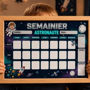 Semainier astronaute