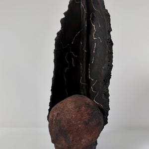 Tall Dark Sculpture | Copper Wire & Textured Paper Pulp Art | One-of-a-Kind Biomorphic Object | RawFormSztuka