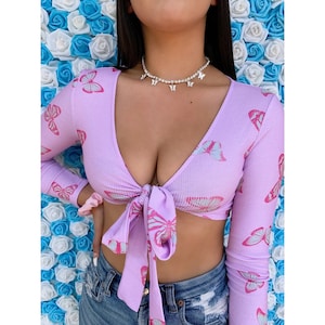 NWT Pink Barbiecore Butterfly Crop Tie Front Top Long Sleeve Size Medium New