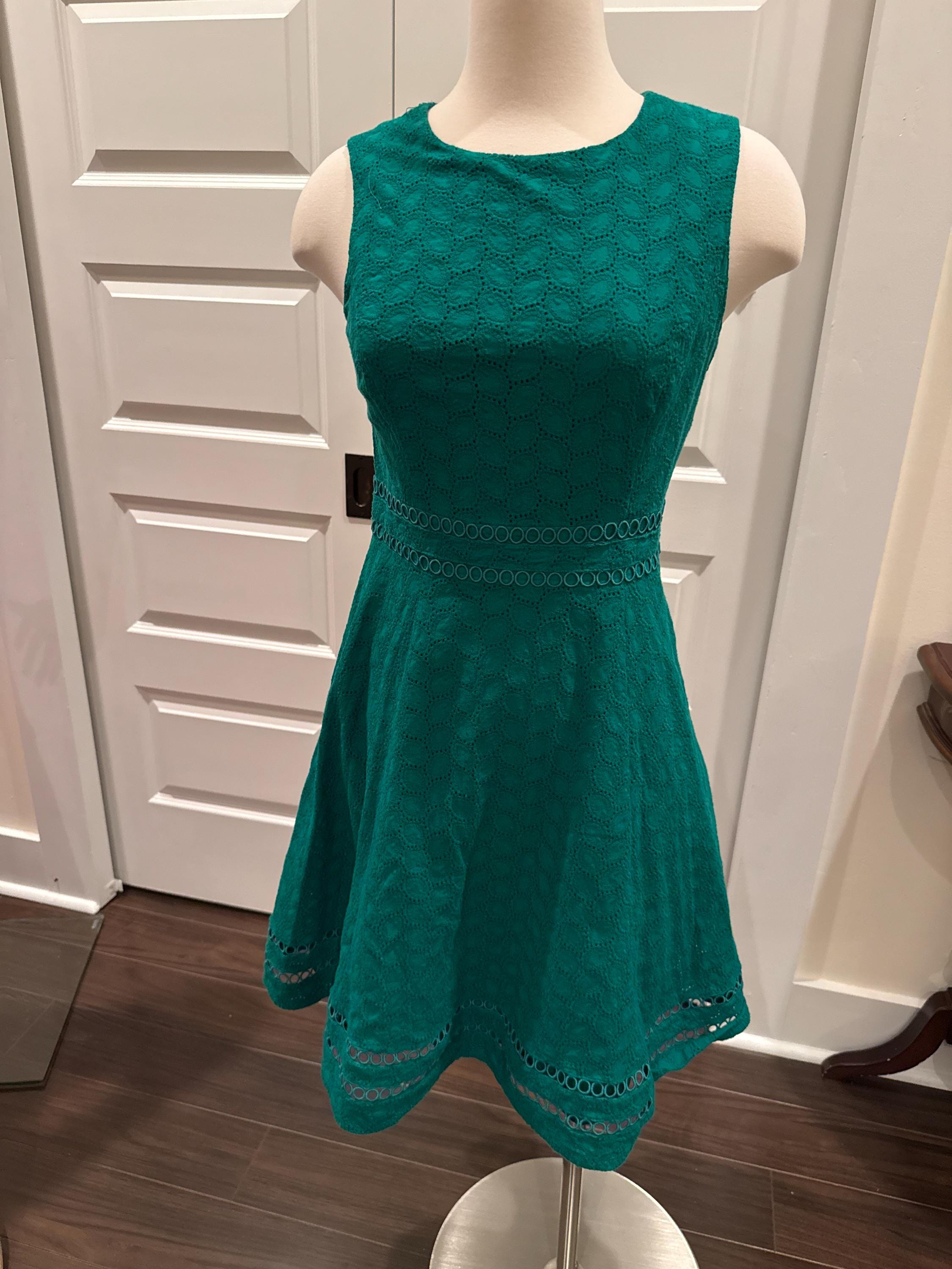 green lace fit and flare dress Emerald fit and flare dress midi