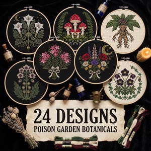 Può includere: Sette telai da ricamo circolari con disegni botanici su tessuto nero e crema. Il testo 24 DESIGNS POISON GARDEN BOTANICALS è stampato su carta tipo pergamena. Include boccette di vetro, capsule di papavero essiccate e fili da ricamo.