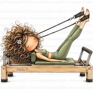 Puede incluir: Una ilustración de dibujos animados de una persona con voluminoso cabello castaño rizado y una flor blanca, acostada en una máquina de Pilates de madera. La persona viste ropa deportiva verde oliva y sostiene correas negras con los pies.
