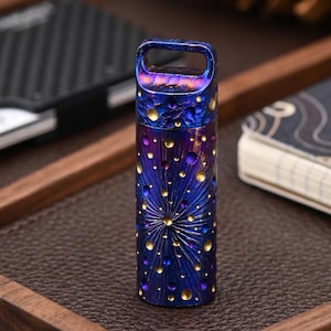 Handmade Titanium Waterproof Pill Case Keychain, Mini EDC Medicine Container, Airtight Pocket Capsule, Titanium Craftsmanship Display Gift