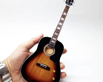 Handcrafted Miniature Sunburst Guitar Model, Premium Mahogany Wooden Instrument Display, Tiny Acoustic Guitar Replica, Musician Desk Decor