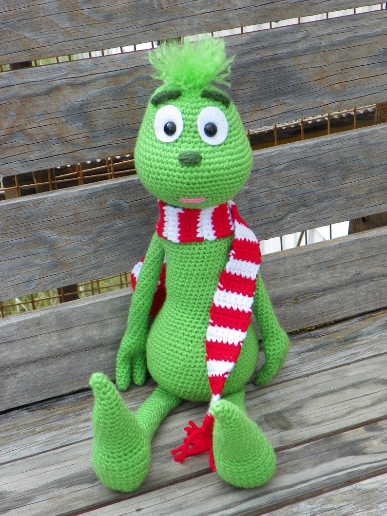 The Christmas Thief PDF crochet pattern image 1