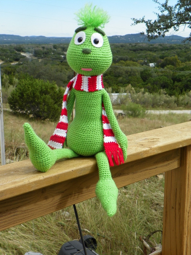 The Christmas Thief PDF crochet pattern image 7