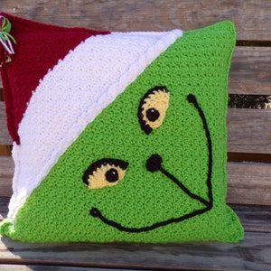 The Christmas Thief pillow or cover - PDF crochet pattern