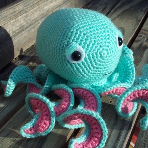 Flo the Octopus - PDF crochet pattern