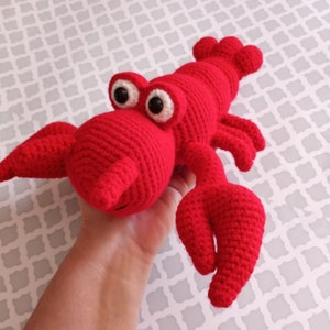 Lenny the Lobster - pdf crochet pattern