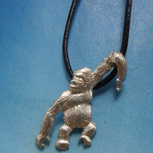 PENDENTE GORILLA, Totem Animale Primate, Amuleto Simbolo saggio leader, forte, rispettoso, Gioiello fatto a mano in argento sterling 925 Collana Fascino Dije