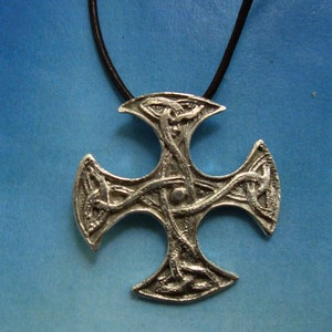 CELTIC CROSS scottish Symbol cross of Clackham Clackmannan Charm Handmade Jewel Solid Sterling Silver 925, Necklace Amulet for protecction