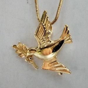 dove with olive branch pendant charm gold 9k, 14k, 18k necklace amulet symbol of peace. Jewel and chain gold filled 18k