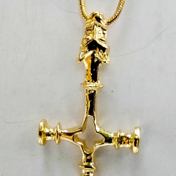 Anhänger Amulett Schmuck Wikinger Wolf Kreuz Halskette 9 Karat 14 Karat 18 Karat Gold oder 18 Karat vergoldet mit 18 Karat vergoldeter Kette