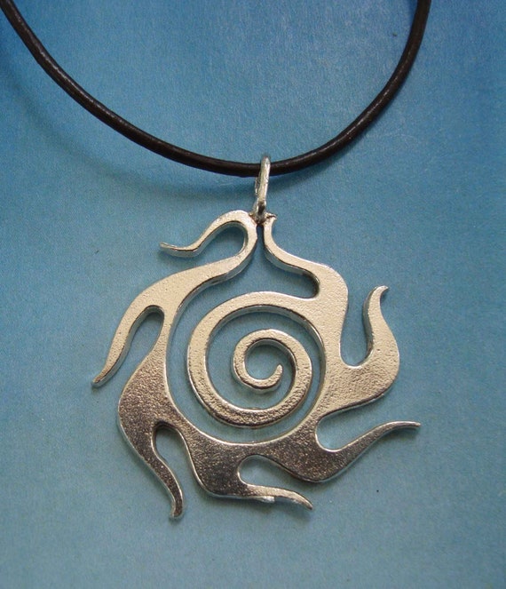 Vitality Amulet necklace Vitality Amulet necklace