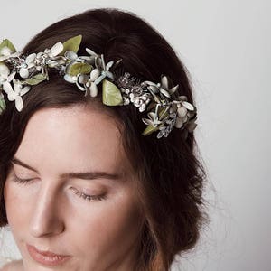 Midsummer Night's Floral Headband 1920s & 1930s inspired hair headband, vintage wedding, blue vintage flowers, Art Nouveau hair accessory image 4