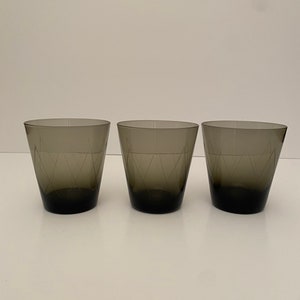 ヴィンテージ ブラック グラス