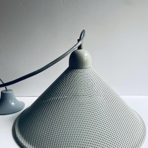 MENPHIS STYLE LIGHT