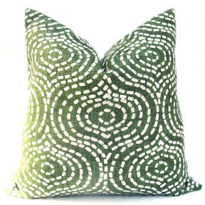 Green Pillow , Green Pillow Cover, Green Throw Pillow, Decorative Green Pillow , Accent Pillow, Green toss pillow, Green Cushi image 1