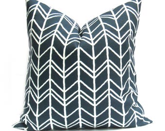 Navy Pillow Blue Pillow cover Decorative Pillow Blue Pillow Accent Pillow Throw Pillow cover Toss Pillow Navy pillow cover Accent Pillow