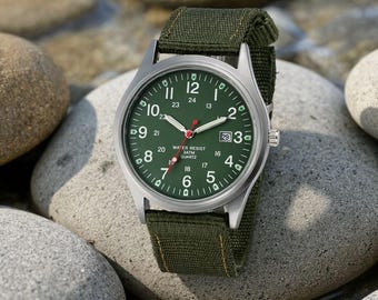 Reloj de campo personalizado para hombre / Correa de lona militar verde / Reloj táctico ultrafino / Ventana de fecha funcional / Regalo para novio para actividades al aire libre