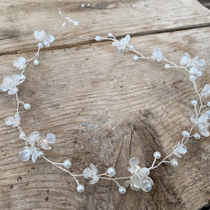 Dainty Floral Hair Vine | Silver Wedding Hairpiece | minimalist delicate Handcrafted bespoke resin flower circlet | Rustic Boho Bride Crown
