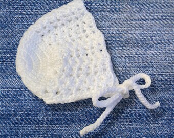 Vintage Inspired Crochet Baby Bonnet, Newborn Photo Prop