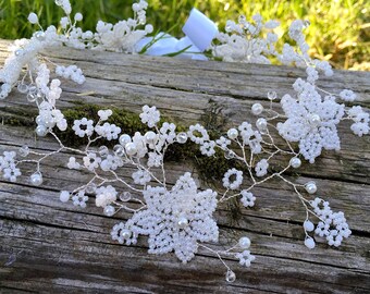 Blumenkrone, Hochzeitskrone, Brautkopfschmuck, Krone, Schleierkraut, Boho, Kommunion, Feenwald Waldzeremonie, rustikaler Haarschmuck