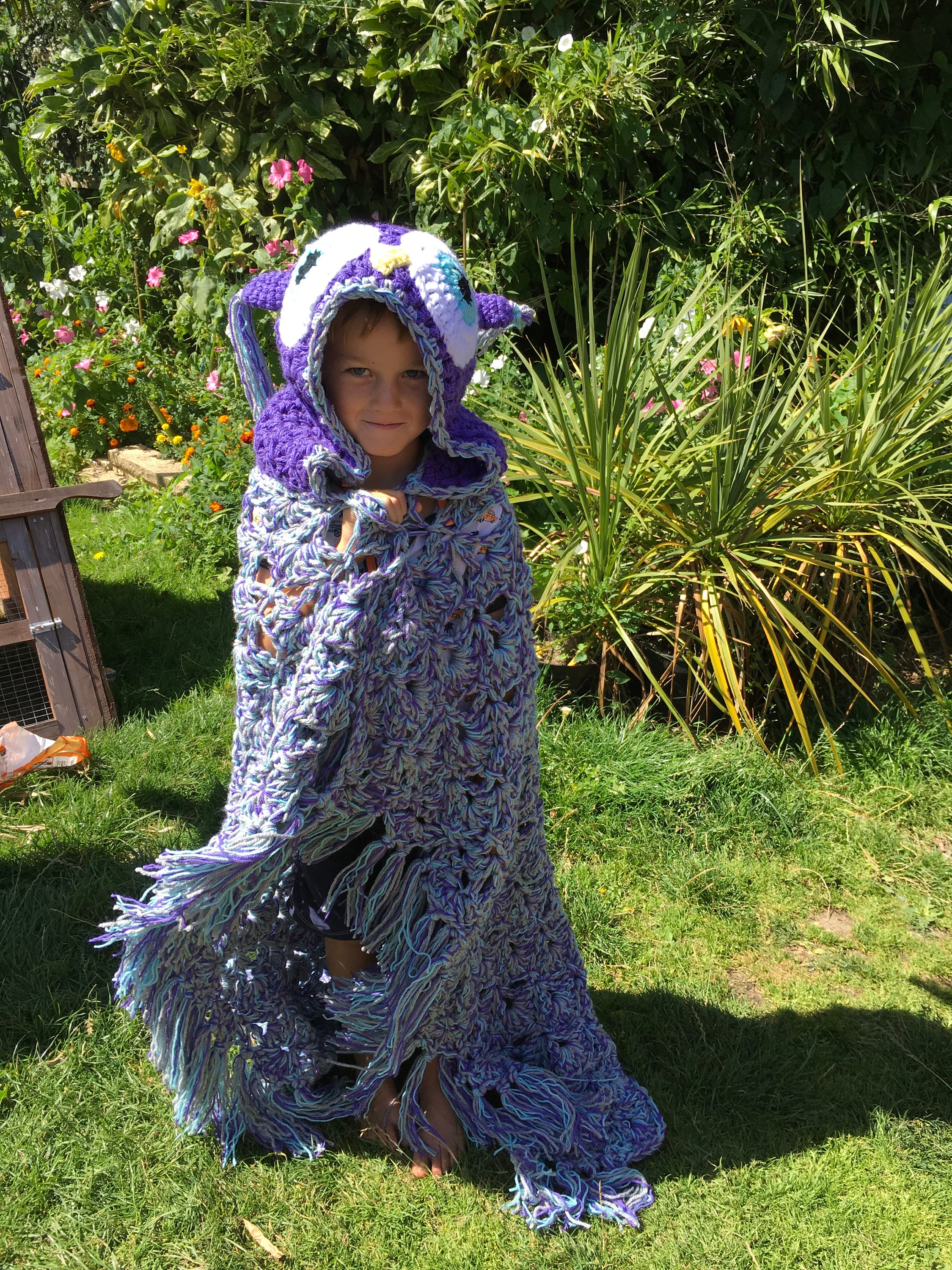 Handmade Hooded Crochet Owl Blanket &ndash; Chunky Knit Throw, Baby/Child/Adult Sizes