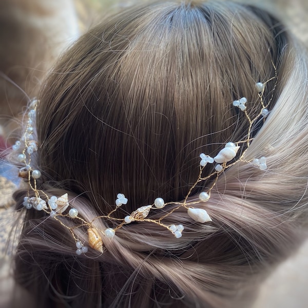 Petite Sea Shell Wedding Hair Vine Bridal | Beach wedding crown | Bridal hair accessory | Bridesmaid gift | Tiny Shell mermaid wreath | Gold