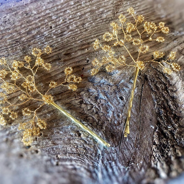 Gold flower Bridal Wedding bobby pins, Golden gypsophila/baby’s breath accessory, gold hair pin, Ballet Bobby pins, bridesmaid, Christmas