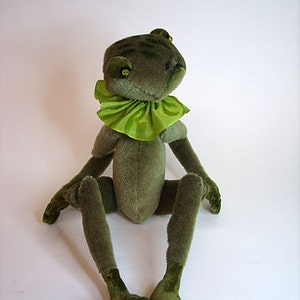 Frog Froeschken image 2