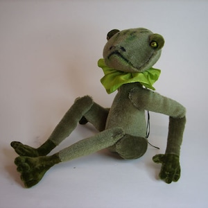 Frog Froeschken image 1