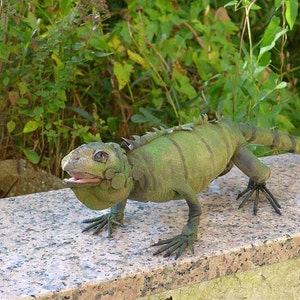Iguana lizard sew your own ebook with 107 pages and pattern PDF by Furry Critters