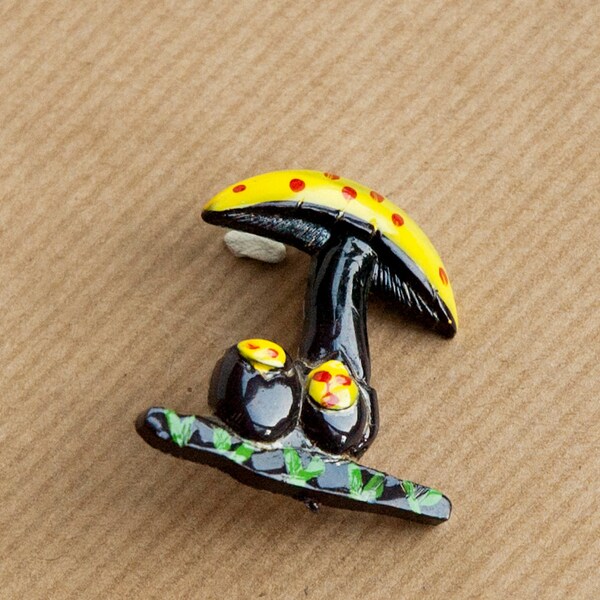 Black Mushroom Brooch