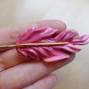 Leaf Brooch Pink image 4