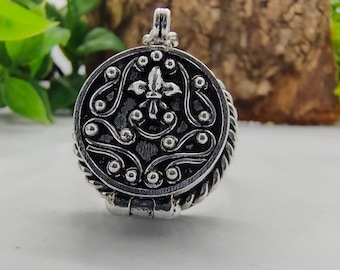 Vintage Floral Filigree Ring, Oxidized Silver, Antique Indian Jewelry, Gothic Statement Ring