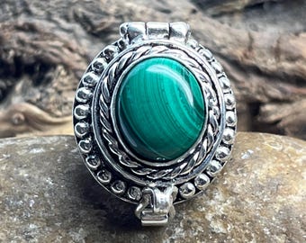Anello avvelenatore in malachite naturale placcato argento, portapillole, anello con messaggio nascosto, anello con scomparti, anello portamedicine, anello con medaglione, anello profumato,