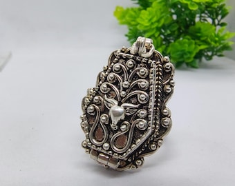 925 Silver Plated Oxidized Bull Face Locket Pendant – Vintage Boho Secret Compartment Ring