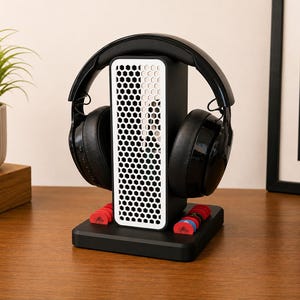 Headphone stand | Built in guitar pick holder