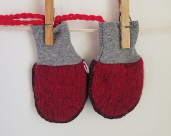 FELTED woolen BABY mittens, warm cozy lined, RECYCLED wool, Boiled wool, 0-24 mo