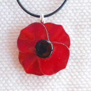 Glass Poppy pendant