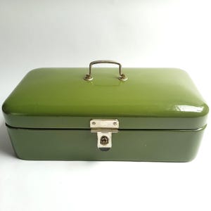 Vintage 1970s Green Enamel Bread Bin: Retro Farmhouse Kitchen Storage