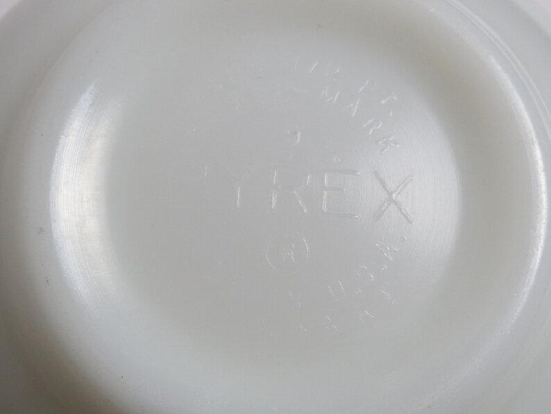 Vintage Pyrex bowl butterfly gold made in the USA